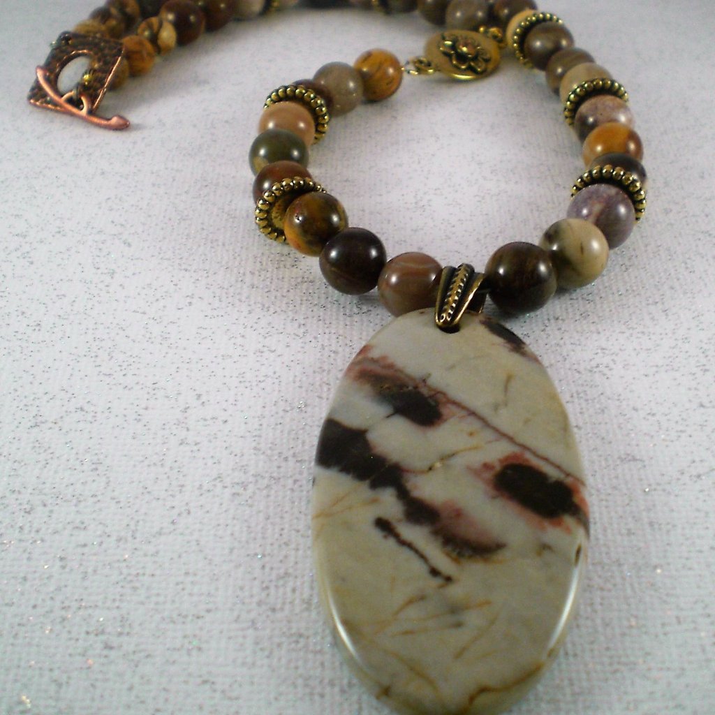Silicified Wood Jasper Gemstone Necklace Boho Style High Fashion Gemstone 47$